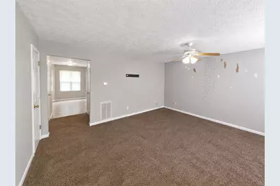 5737 Strathmoor Manor Circle, Lithonia, GA 30058 - Photo 2