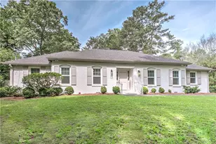7350 Hunters Branch Dr, Atlanta, GA 30328 - Photo 2
