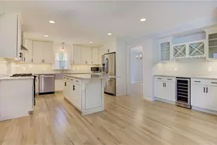 7350 Hunters Branch Dr, Atlanta, GA 30328 - Photo 30
