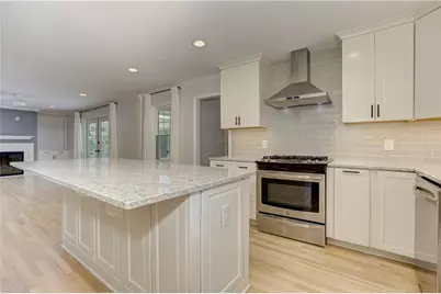 7350 Hunters Branch Drive, Atlanta, GA 30328 - Photo 36