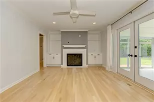 7350 Hunters Branch Dr, Atlanta, GA 30328 - Photo 24
