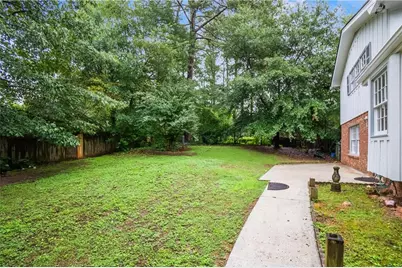 2458 Dunkerrin Lane, Atlanta, GA 30360 - Photo 8