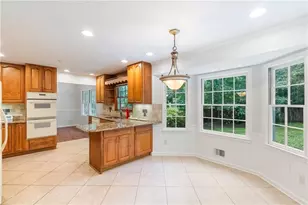 2458 Dunkerrin Ln, Atlanta, GA 30360 - Photo 16