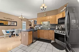 1628 Indian Way, Cumming, GA 30040 - Photo 14