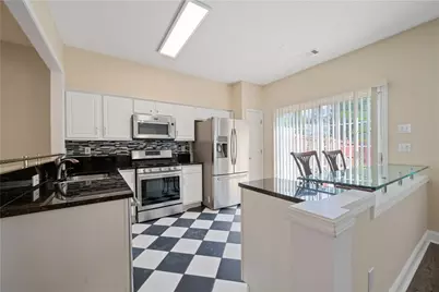 5351 Medlock Corners Drive, Peachtree Corners, GA 30092 - Photo 4