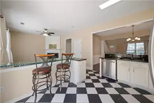 5351 Medlock Corners Dr, Peachtree Corners, GA 30092 - Photo 12
