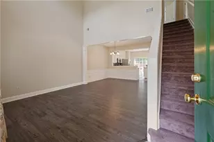 5351 Medlock Corners Dr, Peachtree Corners, GA 30092 - Photo 6