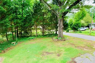 906 McLaurin St, Griffin, GA 30224 - Photo 16