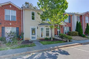 2776 Valley Green Dr, Gainesville, GA 30504 - Photo 2