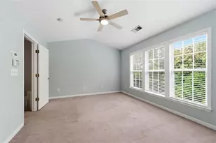 4011 Edgecomb Dr, Roswell, GA 30075 - Photo 12