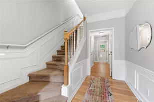 4011 Edgecomb Dr, Roswell, GA 30075 - Photo 2