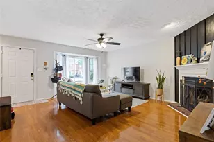 740 Anderson Walk, Marietta, GA 30062 - Photo 4