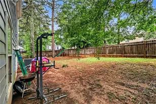 6155 Charring Cross Ct, Lithonia, GA 30058 - Photo 22
