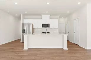 2011 Underwood Dr, Lawrenceville, GA 30043 - Photo 6