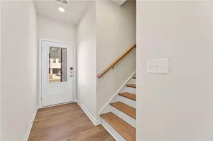 2011 Underwood Dr, Lawrenceville, GA 30043 - Photo 2