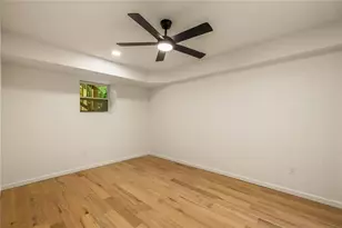 4736 Bridgewater Dr SW, Lilburn, GA 30047 - Photo 38