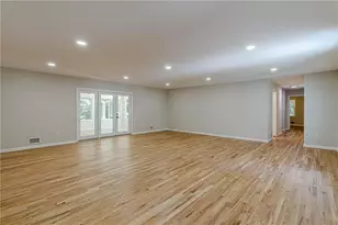 4296 Huntington Cir, Atlanta, GA 30338 - Photo 8