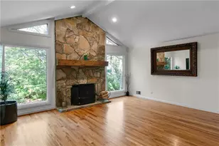 310 Saddle Creek Cir, Roswell, GA 30076 - Photo 8