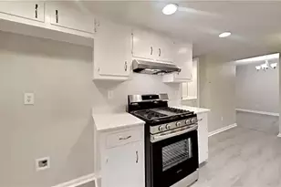 1386 Williamsburg Ln, Norcross, GA 30093 - Photo 8
