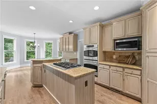 302 Beech Tree Hollow, Sugar Hill, GA 30518 - Photo 20