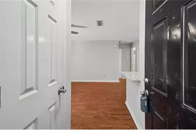 305 Granville Court, Atlanta, GA 30328 - Photo 4