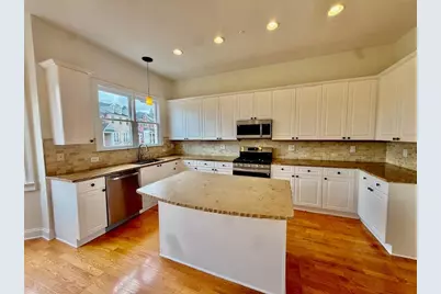 1421 Montclair Court SE #11, Smyrna, GA 30080 - Photo 6