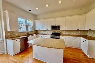 1421 Montclair Ct SE, Smyrna, GA 30080 - Photo 6