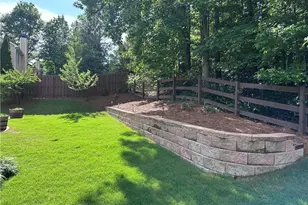 2050 Winthrope Cmns, Alpharetta, GA 30009 - Photo 50