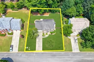 2050 Winthrope Cmns, Alpharetta, GA 30009 - Photo 78