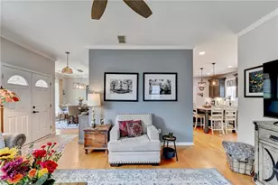 2050 Winthrope Cmns, Alpharetta, GA 30009 - Photo 10