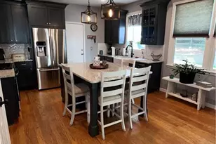 2050 Winthrope Cmns, Alpharetta, GA 30009 - Photo 10