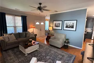 2050 Winthrope Cmns, Alpharetta, GA 30009 - Photo 4
