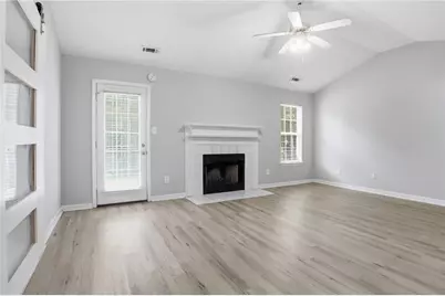 11190 Knotty Pine Place, Hampton, GA 30228 - Photo 8