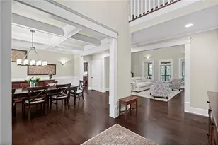 746 Mockingbird Ln, Marietta, GA 30068 - Photo 4