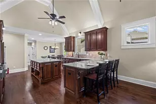 746 Mockingbird Ln, Marietta, GA 30068 - Photo 16