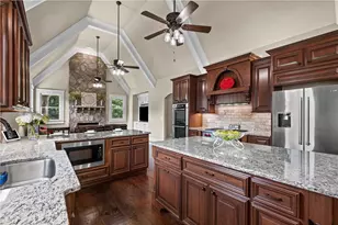 746 Mockingbird Ln, Marietta, GA 30068 - Photo 18