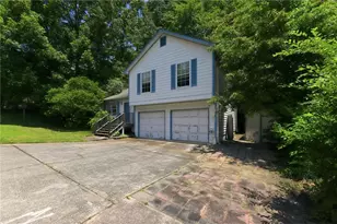 4303 Morningside Dr, Powder Springs, GA 30127 - Photo 2