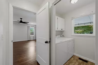 851 McLinden Avenue SE, Smyrna, GA 30080 - Photo 14