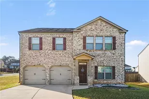 216 Loganview Dr, Loganville, GA 30052 - Photo 2