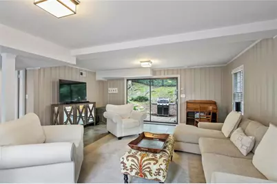 90 Bonnie Lane NE, Sandy Springs, GA 30328 - Photo 22