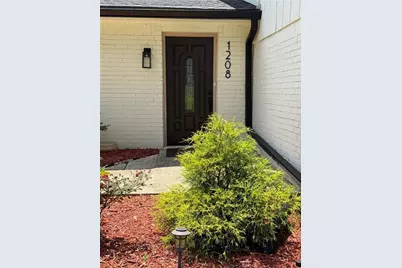 1208 Golden Circle SW, Lilburn, GA 30047 - Photo 2