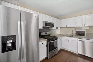 136 Bridge View Dr, Marietta, GA 30066 - Photo 16