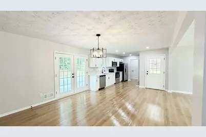 328 Dale Drive, Griffin, GA 30223 - Photo 12