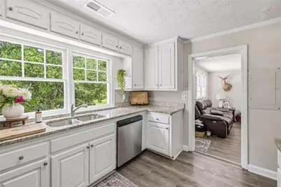 186 S Forest Avenue S, Social Circle, GA 30025 - Photo 14