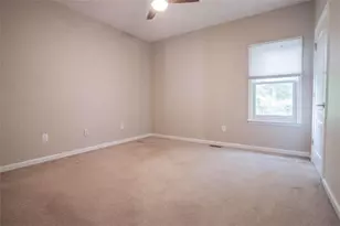 126 W Woodland Manor W, Temple, GA 30179 - Photo 8