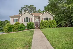 126 W Woodland Manor W, Temple, GA 30179 - Photo 1