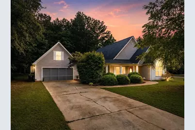 300 Cobb Court, Hampton, GA 30228 - Photo 1