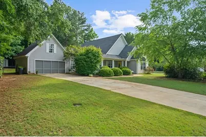 300 Cobb Court, Hampton, GA 30228 - Photo 2