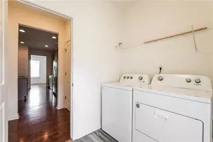 592 Lofty Ln SW, Atlanta, GA 30331 - Photo 14