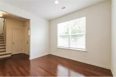 592 Lofty Lane SW, Atlanta, GA 30331 - Photo 4